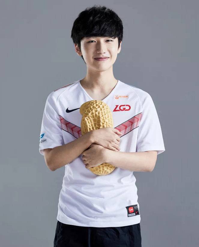 似乎彻底陷 似乎彻底陷