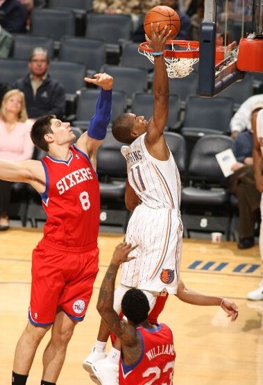 背后踢人 背后踢人